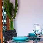 Сasa de vacaciones New House 80 M From The