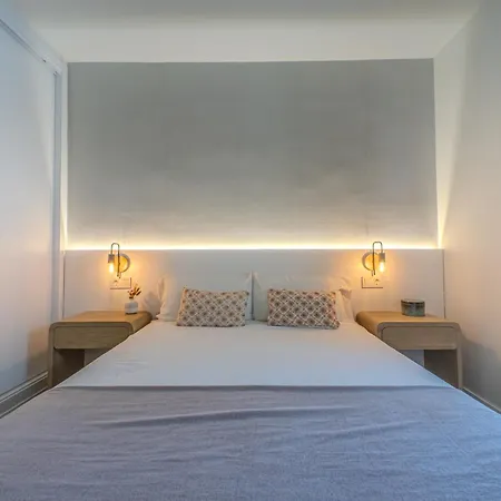 New House 80 M From The 马尔韦利亚