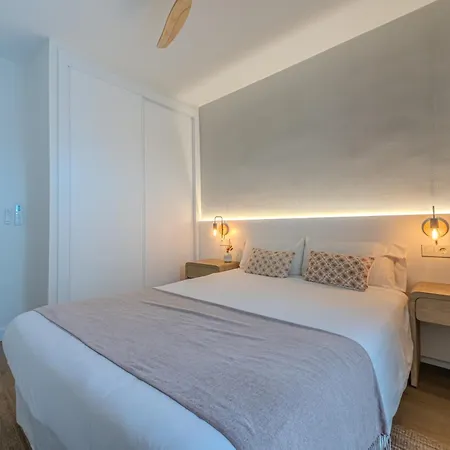 New House 80 M From The *