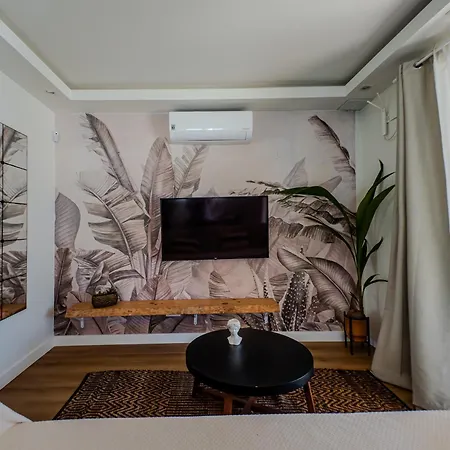 New House 80 M From The *