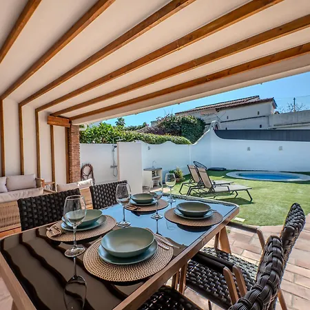 New House 80 M From The Hébergement de vacances *