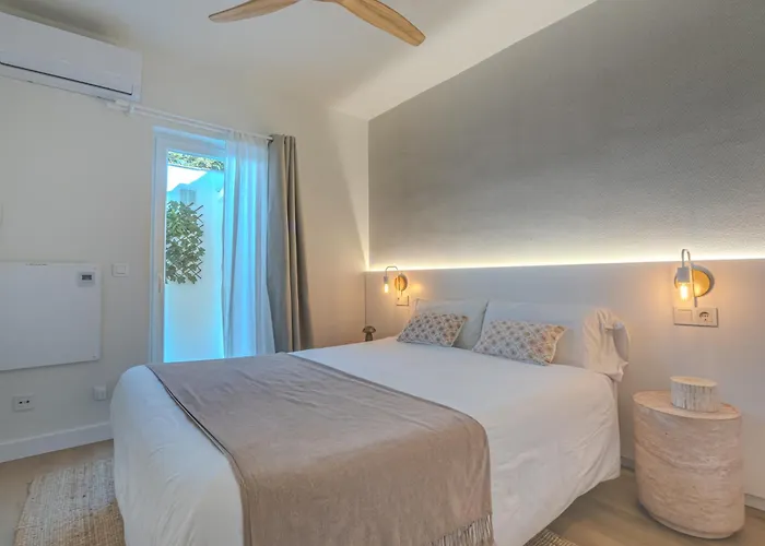 New House 80 M From The بيت للعطل ماربيا