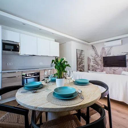 New House 80 M From The * Marbella