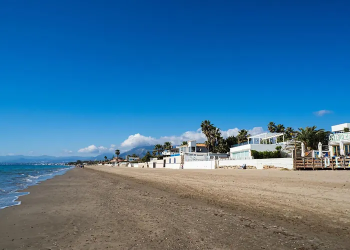 New House 80 M From The * Marbella